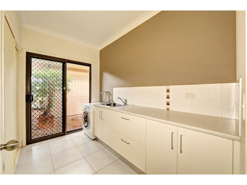 3 Sand Piper Grove, Moore Park Beach QLD 4670