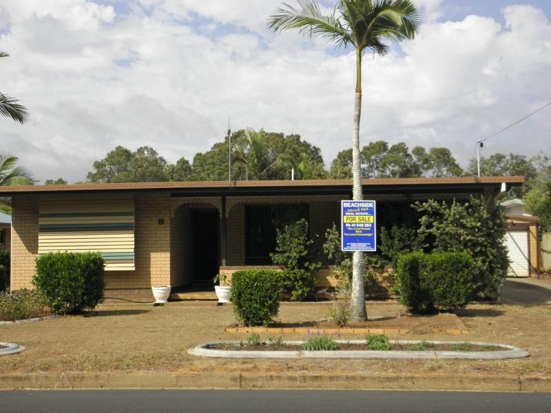 15 Club Avenue, Moore Park Beach QLD 4670