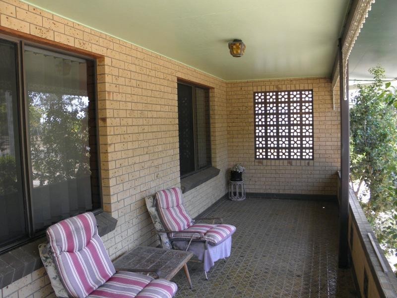 15 Club Avenue, Moore Park Beach QLD 4670
