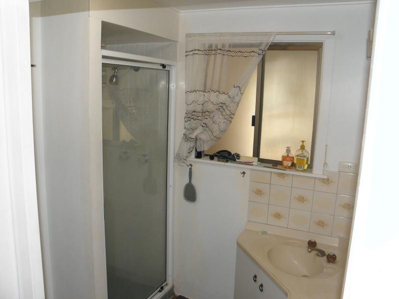15 Club Avenue, Moore Park Beach QLD 4670