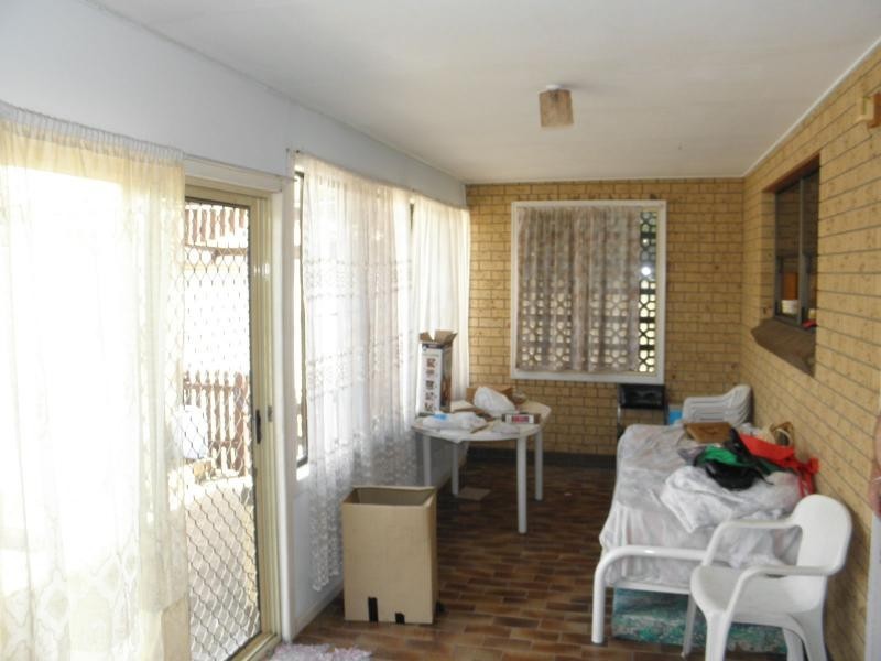 15 Club Avenue, Moore Park Beach QLD 4670
