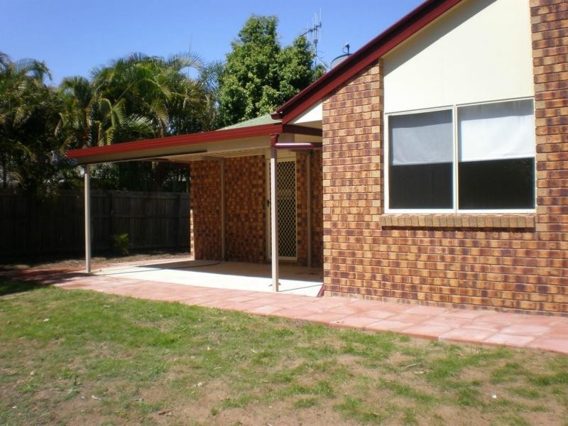 Moore Park Beach QLD 4670