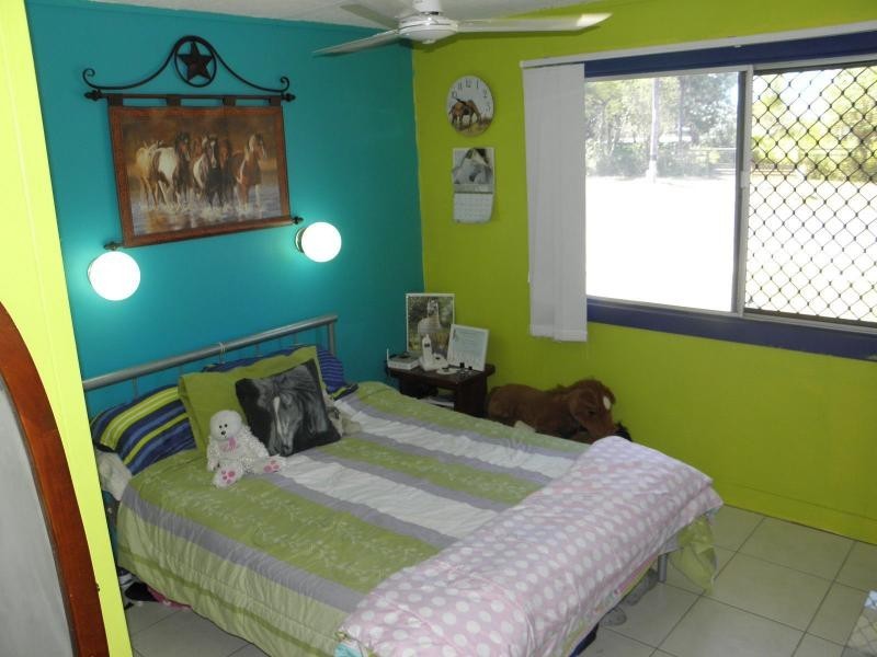 18 Kindt Street, Moore Park Beach QLD 4670