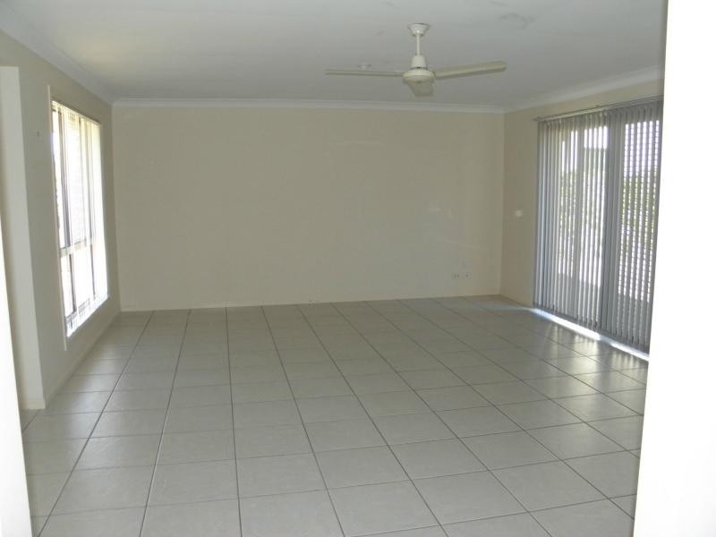 Moore Park Beach QLD 4670