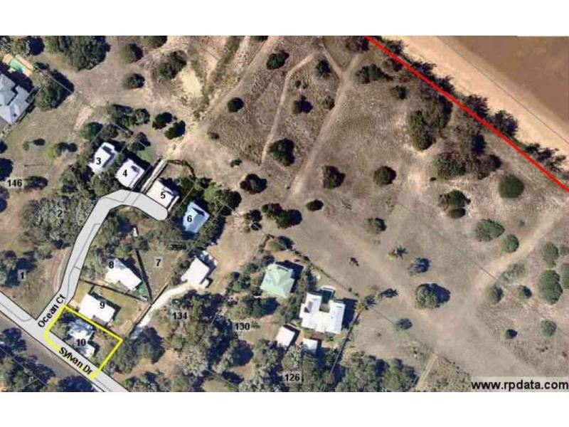 10 Ocean Court, Moore Park Beach QLD 4670