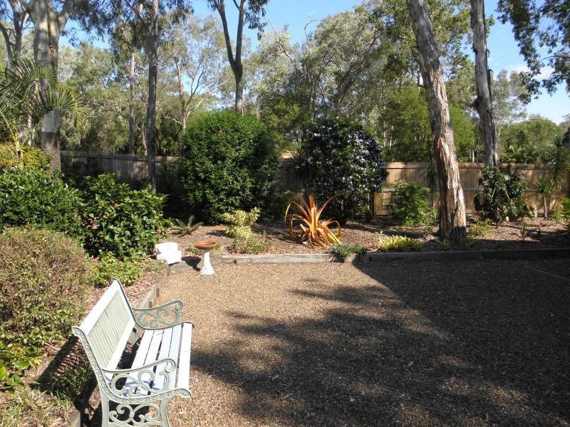 10 Ocean Court, Moore Park Beach QLD 4670
