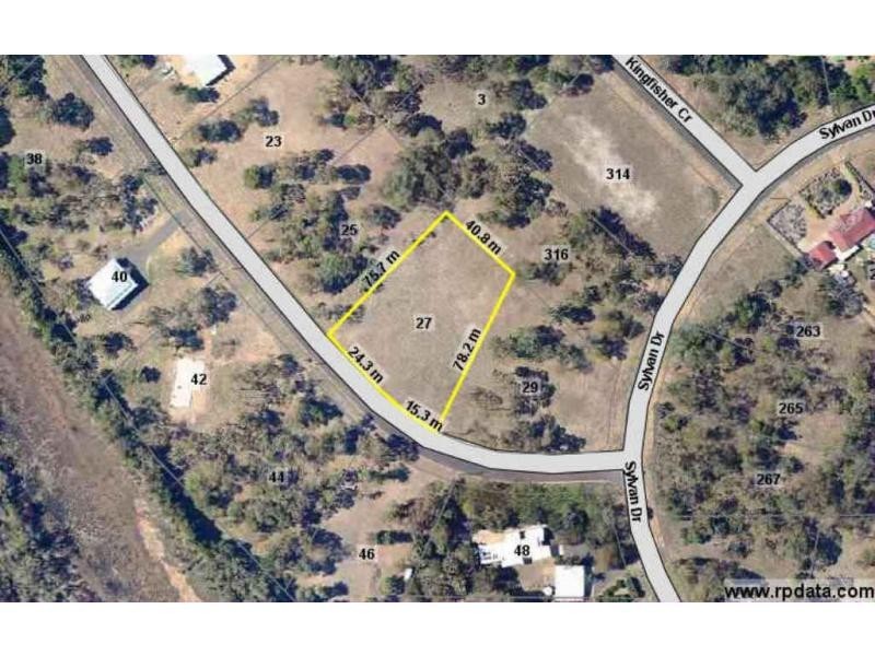 27 Kingfisher Crescent, Moore Park Beach QLD 4670