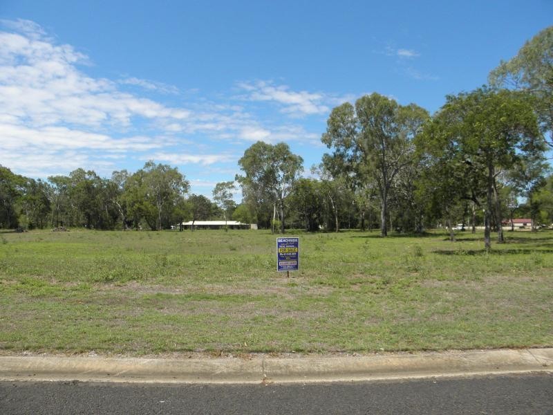 27 Kingfisher Crescent, Moore Park Beach QLD 4670