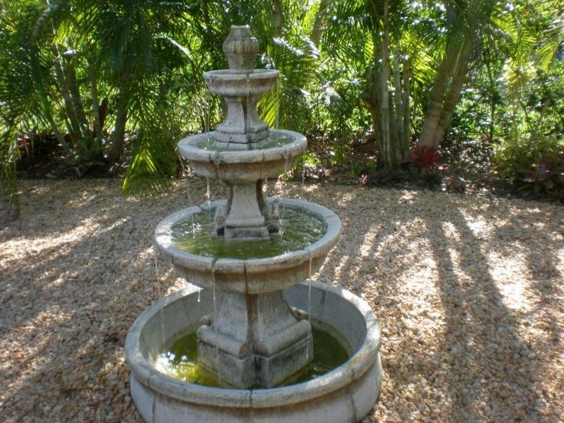 Moore Park Beach QLD 4670