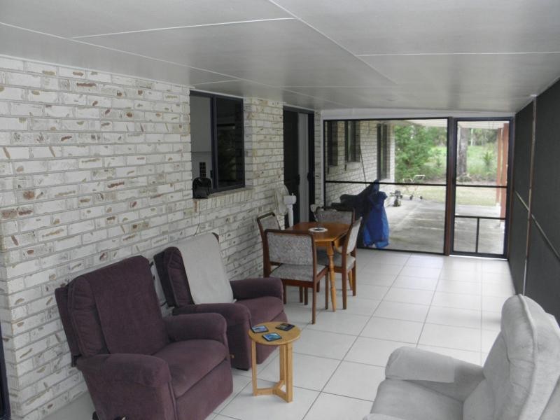 5 Kingfisher Crescent, Moore Park Beach QLD 4670