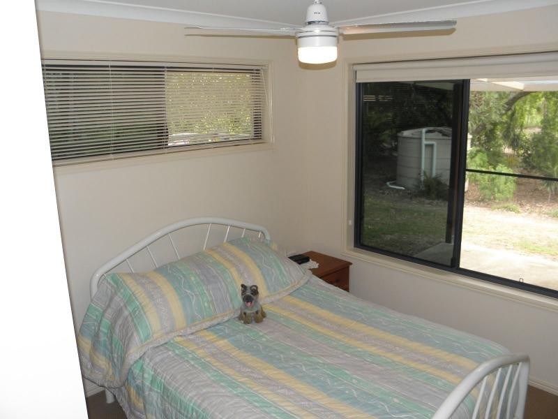 5 Kingfisher Crescent, Moore Park Beach QLD 4670