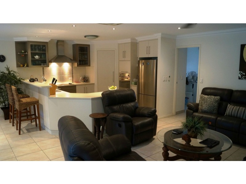 Moore Park Beach QLD 4670