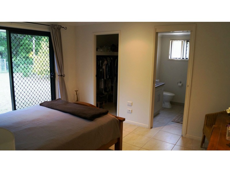 Moore Park Beach QLD 4670