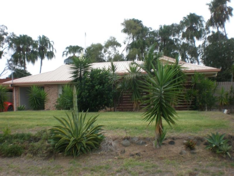 Moore Park Beach QLD 4670