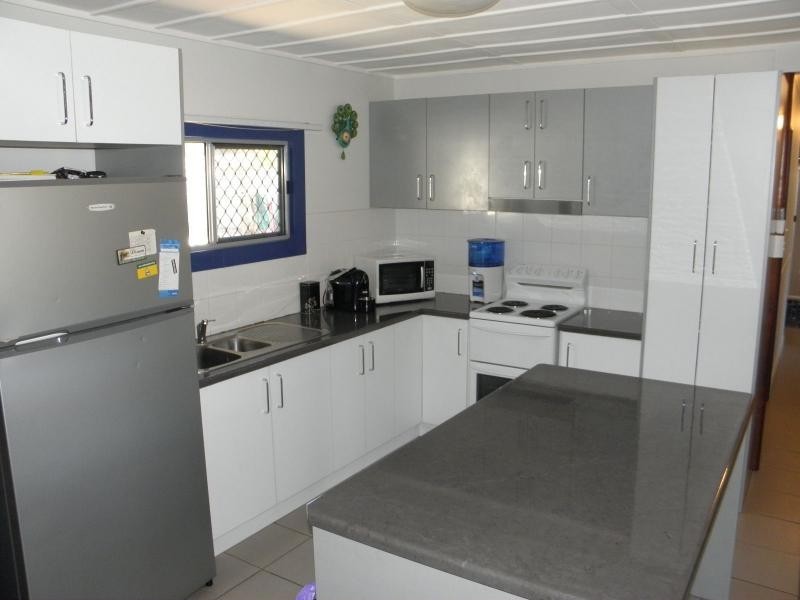 18 Kindt Street, Moore Park Beach QLD 4670