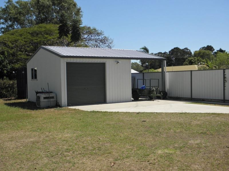 18 Kindt Street, Moore Park Beach QLD 4670