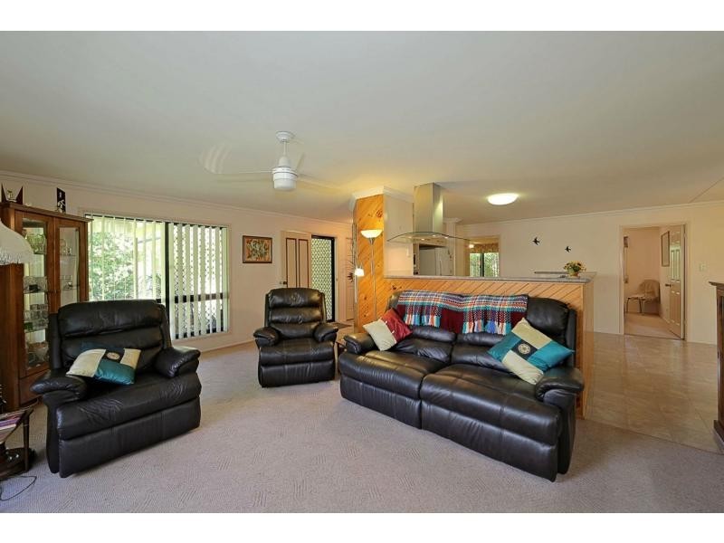 15 Egret Lane, Moore Park Beach QLD 4670