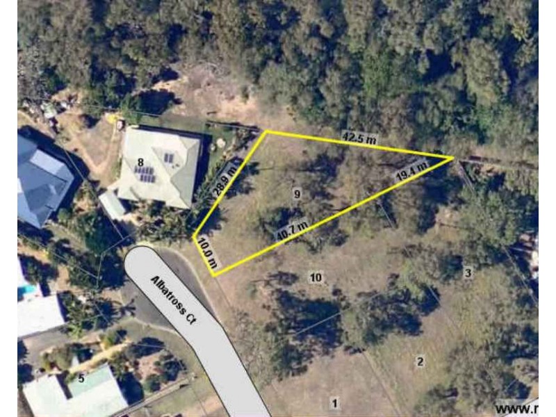 9 Albatross Court, Moore Park Beach QLD 4670