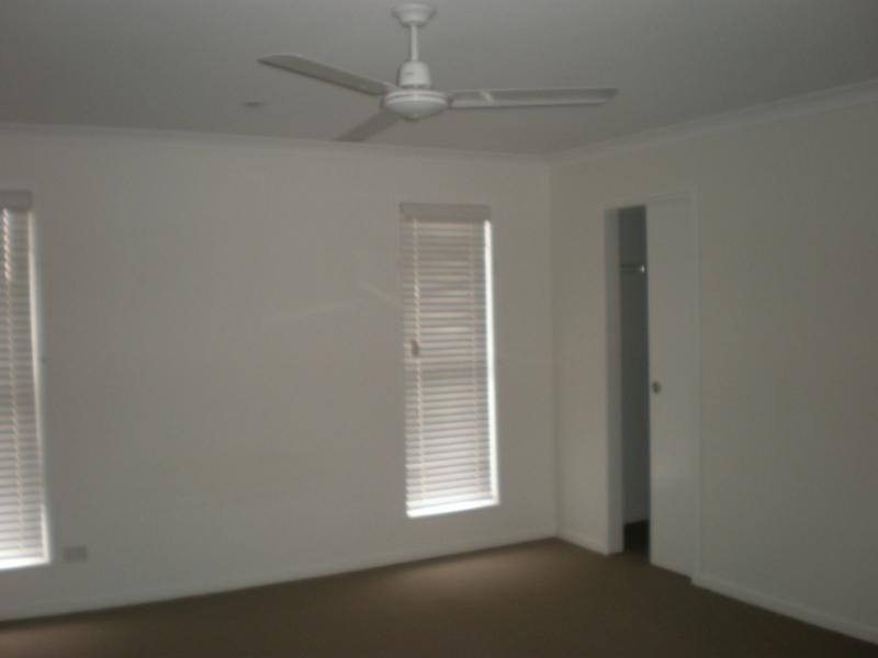 Moore Park Beach QLD 4670