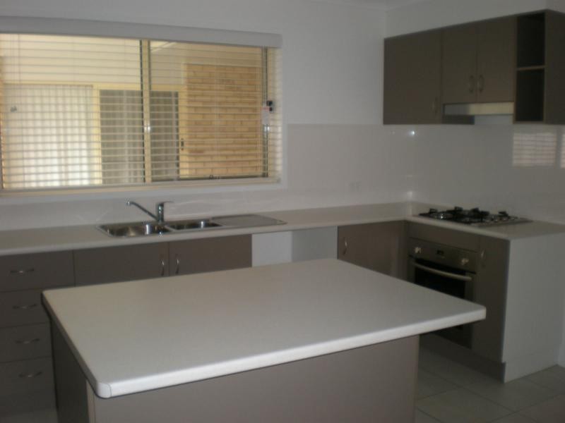 Moore Park Beach QLD 4670