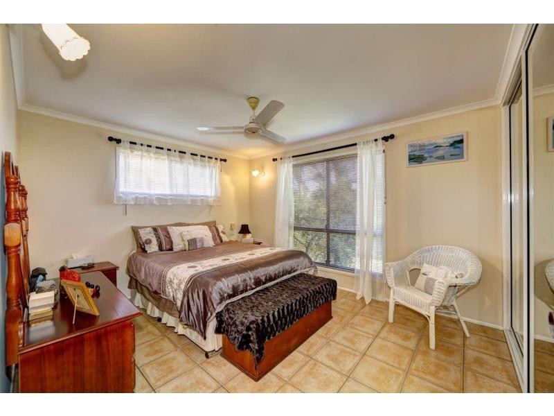5 Acacia Street, Moore Park Beach QLD 4670
