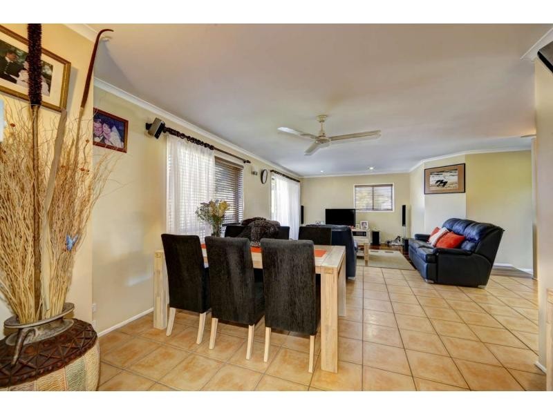 5 Acacia Street, Moore Park Beach QLD 4670