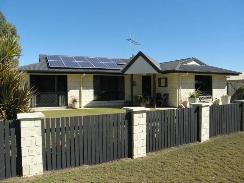 21 Malvern Drive, Majestic Palms Estate, Moore Park Beach QLD 4670