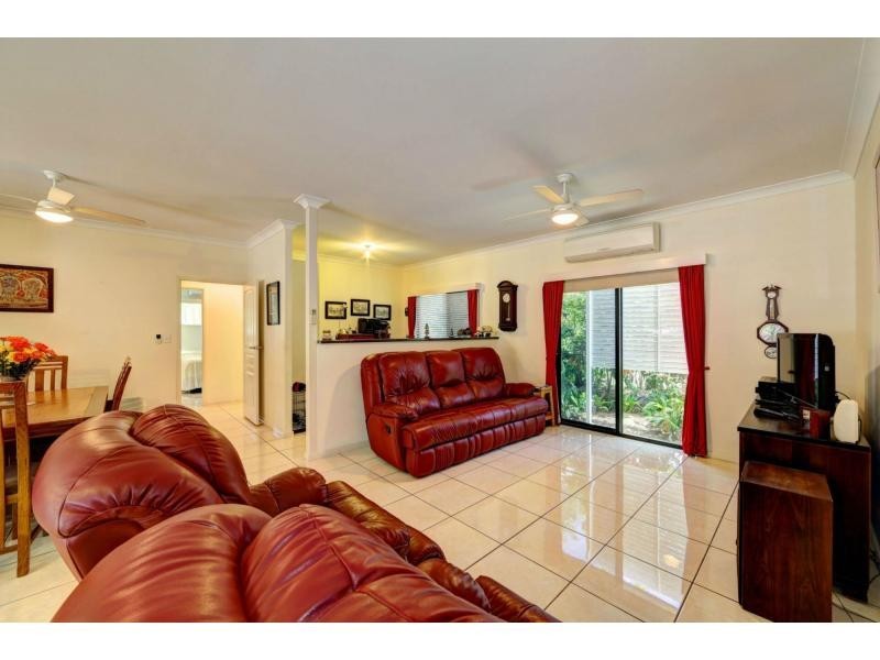 1 GENGERS Road, Moore Park Beach QLD 4670