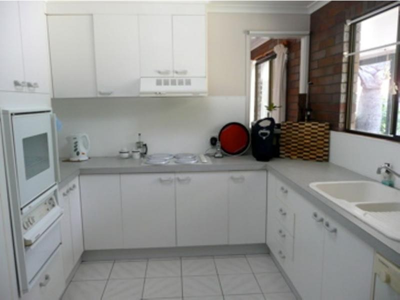 290 Sylvan Drive, Moore Park Beach QLD 4670