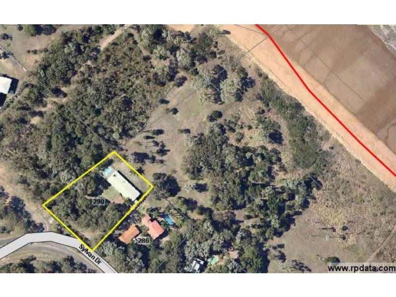 290 Sylvan Drive, Moore Park Beach QLD 4670
