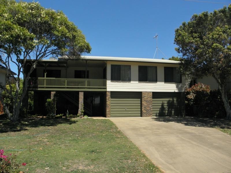Moore Park Beach QLD 4670