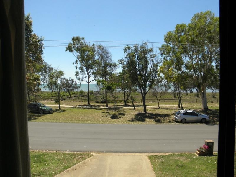Moore Park Beach QLD 4670