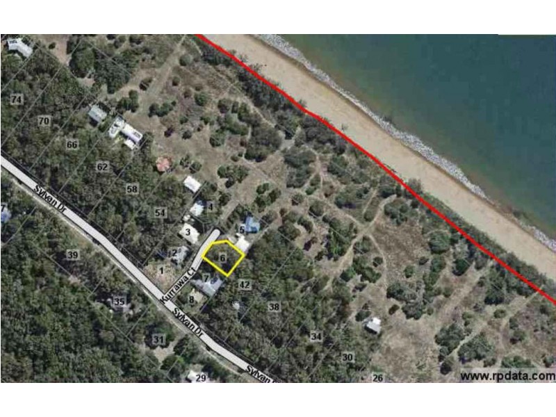 6 Kurrawa Court, Moore Park Beach QLD 4670