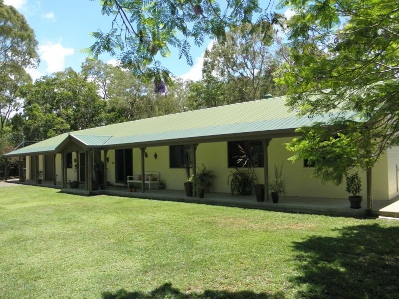 8 Plum Tree Crescent, Moore Park Beach QLD 4670