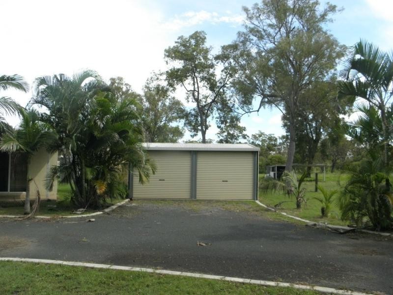 Moore Park Beach QLD 4670