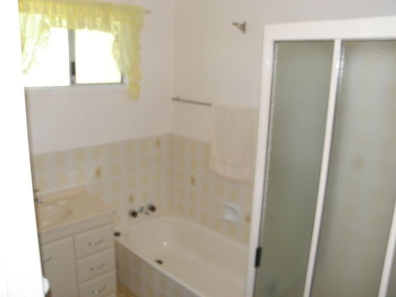 Moore Park Beach QLD 4670