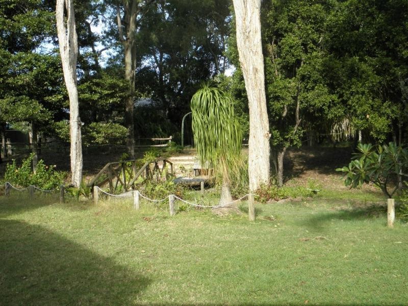 Moore Park Beach QLD 4670
