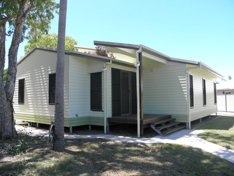 36 Acacia Street, Moore Park Beach QLD 4670