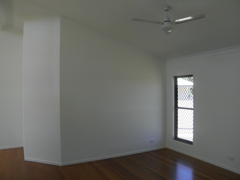 36 Acacia Street, Moore Park Beach QLD 4670