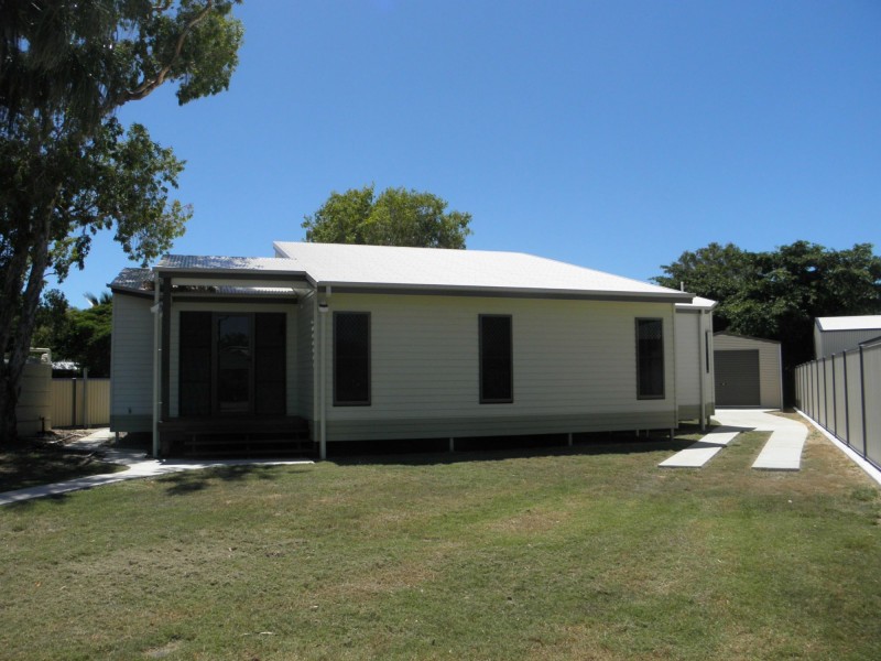 36 Acacia Street, Moore Park Beach QLD 4670