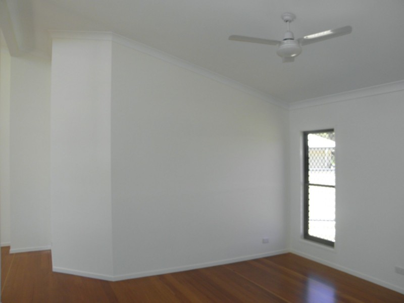 36 Acacia Street, Moore Park Beach QLD 4670