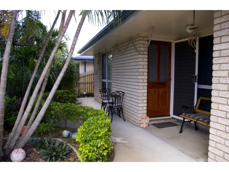 6 Kindt Street, Moore Park Beach QLD 4670