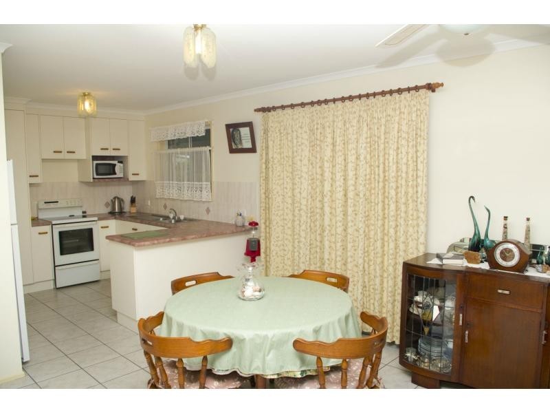 6 Kindt Street, Moore Park Beach QLD 4670