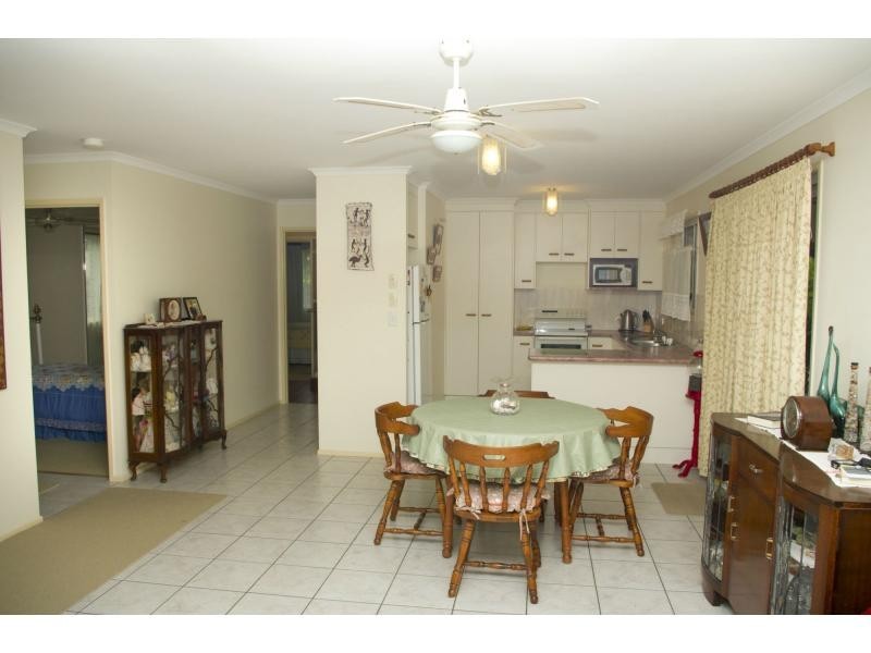 6 Kindt Street, Moore Park Beach QLD 4670