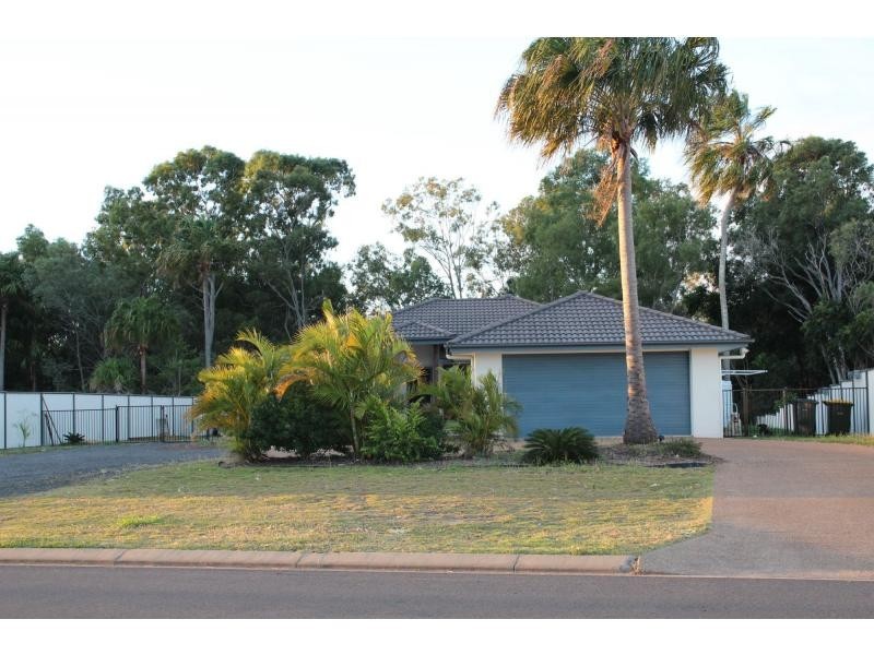 12 Malvern Drive, Majestic Palms Estate, Moore Park Beach QLD 4670