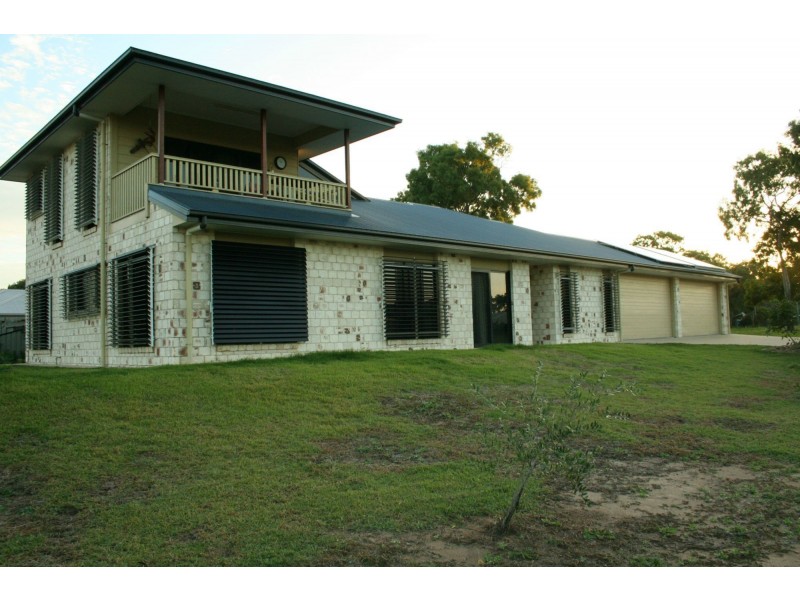 43 Acacia Street, Moore Park Beach QLD 4670