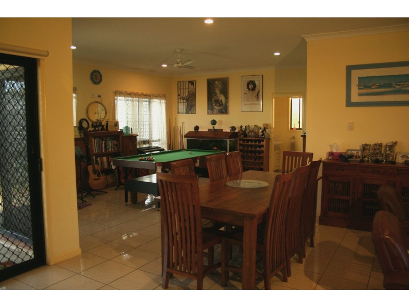 43 Acacia Street, Moore Park Beach QLD 4670