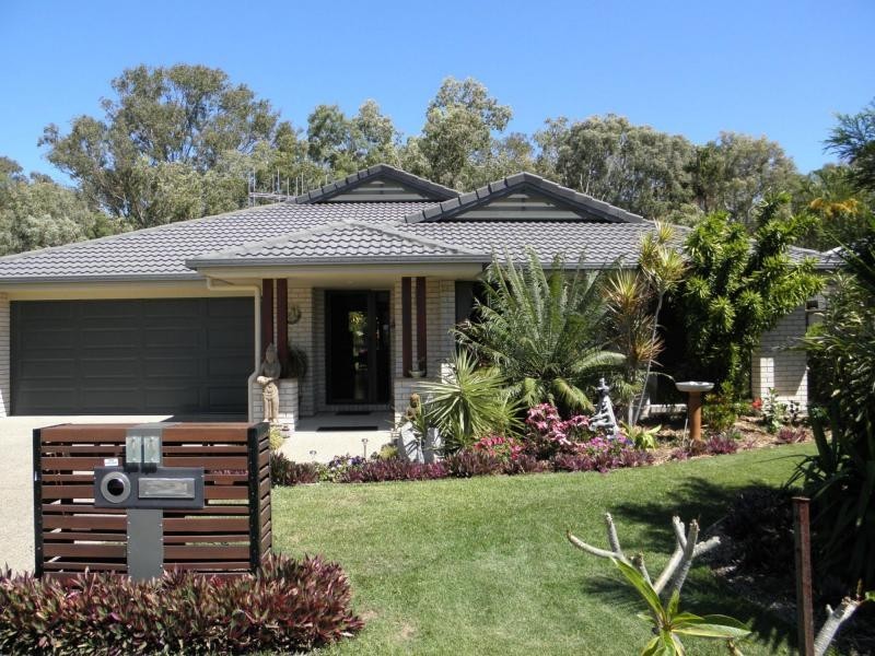 19 Alexander Drive, Moore Park Beach QLD 4670