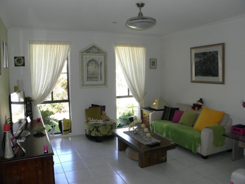 19 Alexander Drive, Moore Park Beach QLD 4670