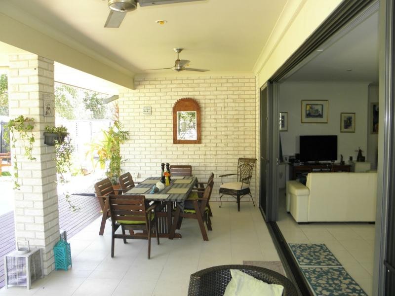 19 Alexander Drive, Moore Park Beach QLD 4670